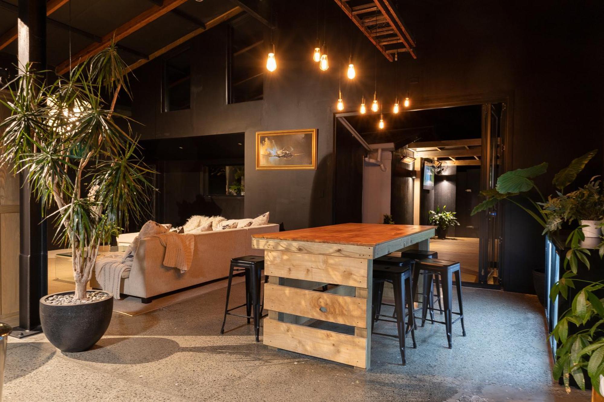 The Black Barn Auckland Exterior foto