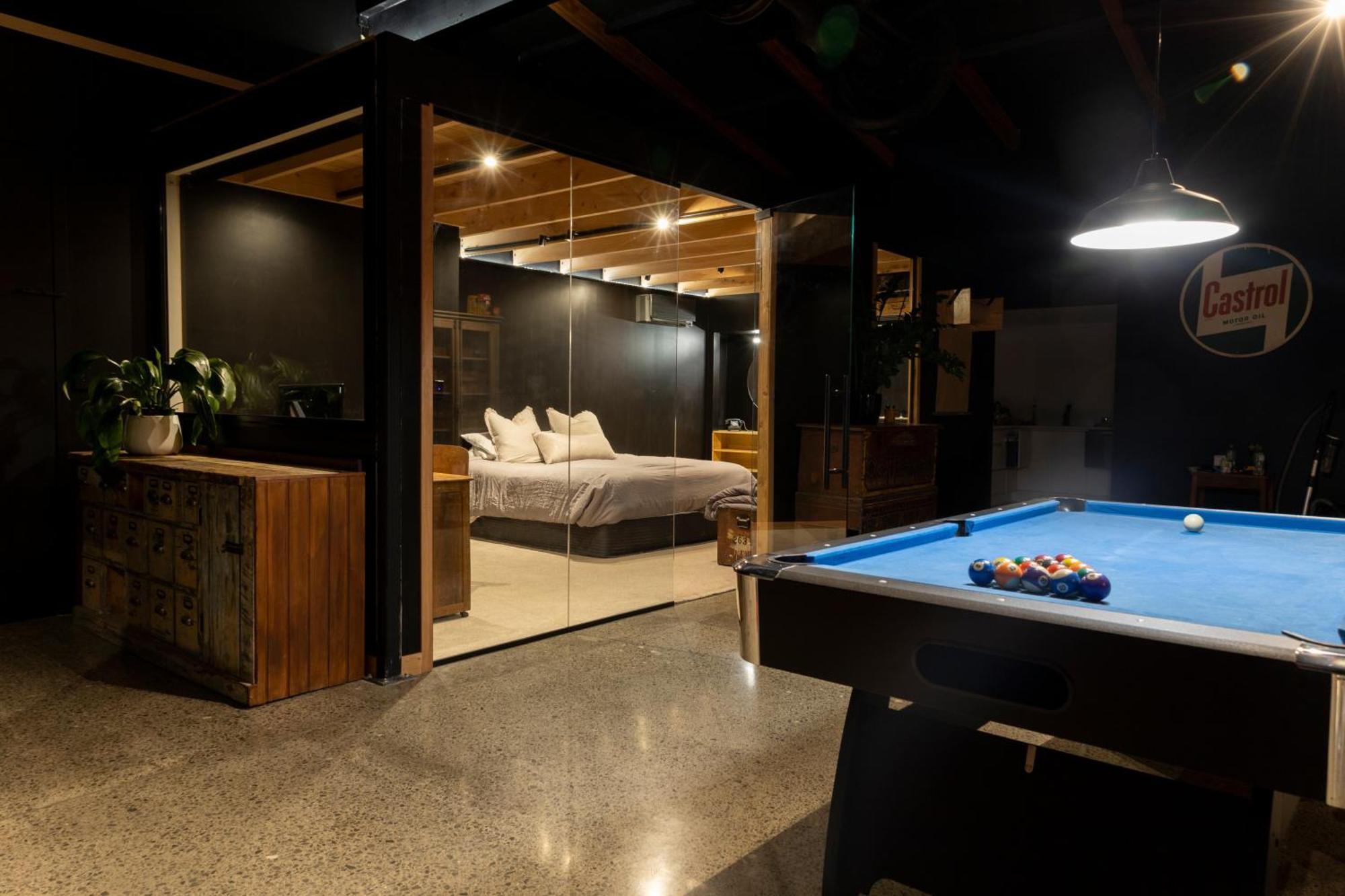 The Black Barn Auckland Exterior foto